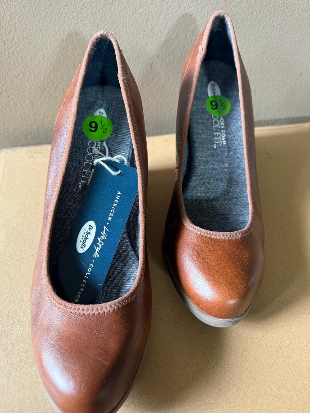 Dr. Scholl's Women's Brown Low Block Heel Pumps